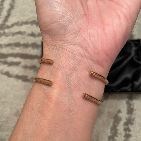 MVMT Set of Bracelets in Rose Gold - Picture 4 of 9